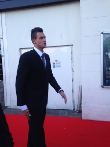 Danilo Gallinari arriva al Grand Prix a Milano.