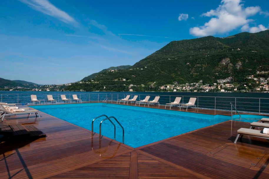 CastaDiva floating Lago di Como
