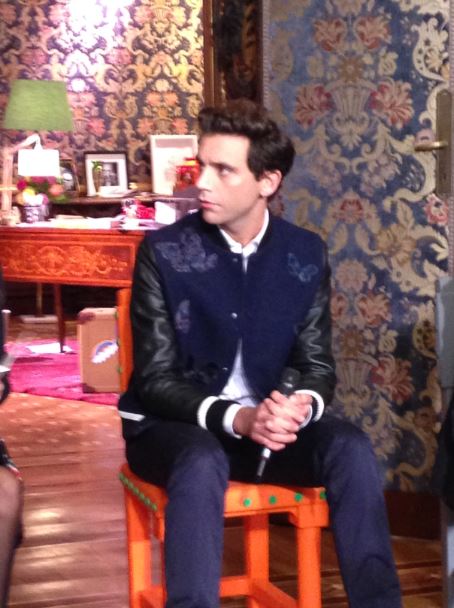 stasera casa mika
