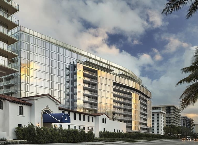Four Seasons Hotel at The Surf Club