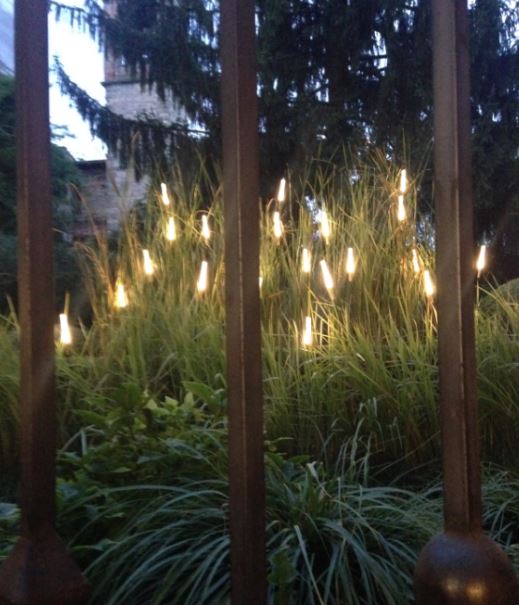 Catellani&Smith cura l'installazione all'aperto del prestigioso giardino di Casa Tresoldi nella Città alta di Bergamo.