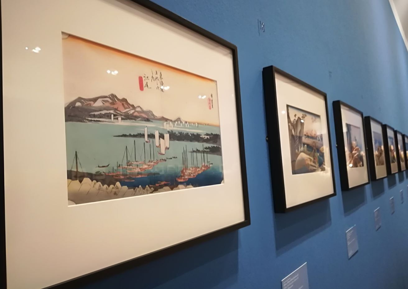 Stazioni di posta del Tokaido fotografate in mostra da Camilla Di Biagio per The Way Magazine.