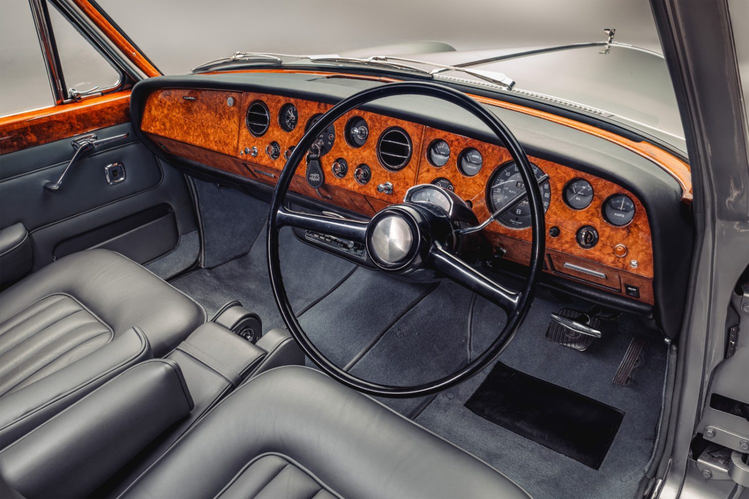 restauro Bentley Serie T