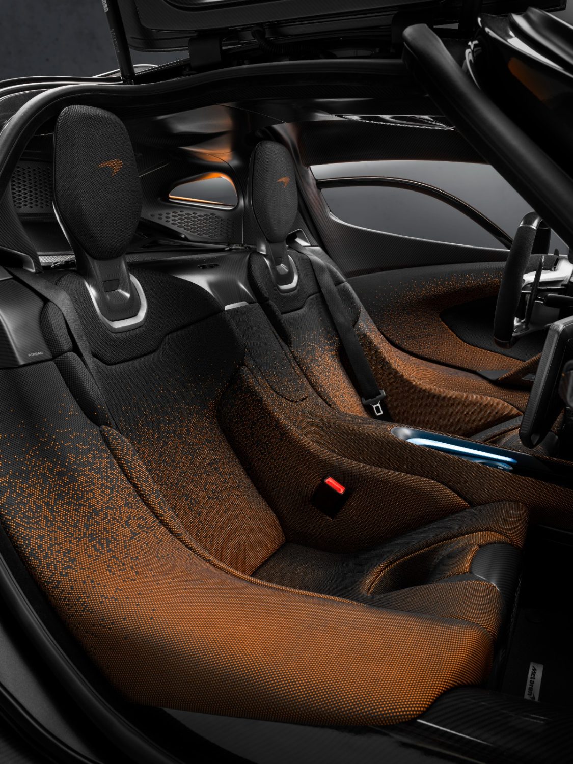 Nuova McLaren W1 supercar 