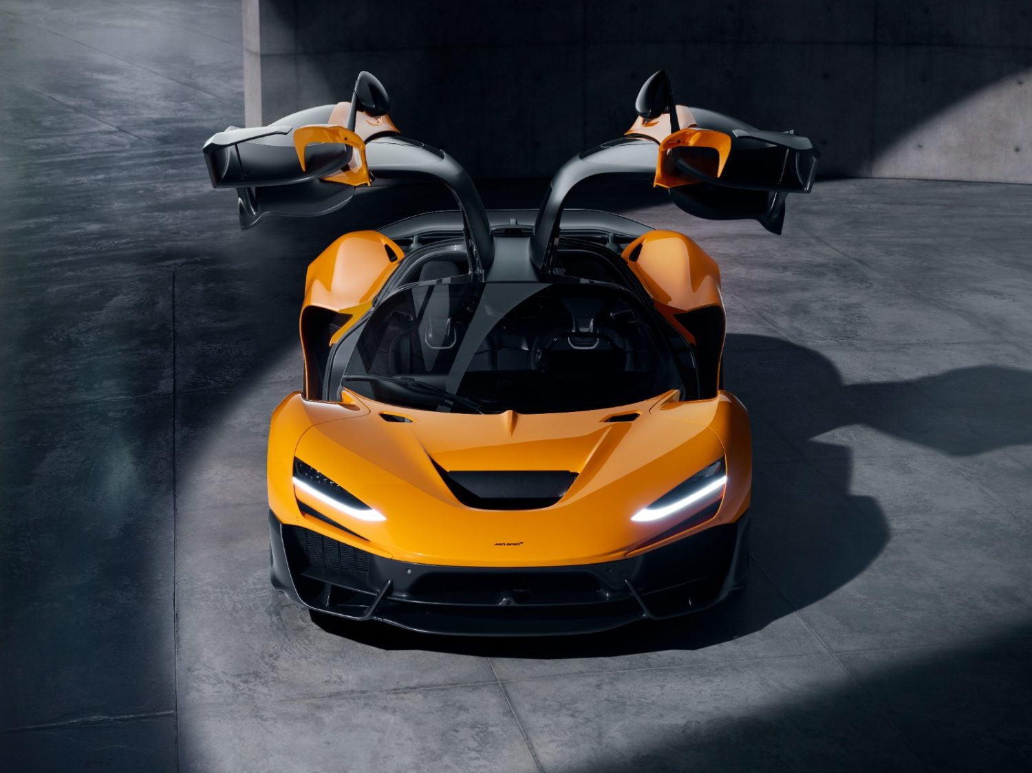 Nuova McLaren W1 supercar 